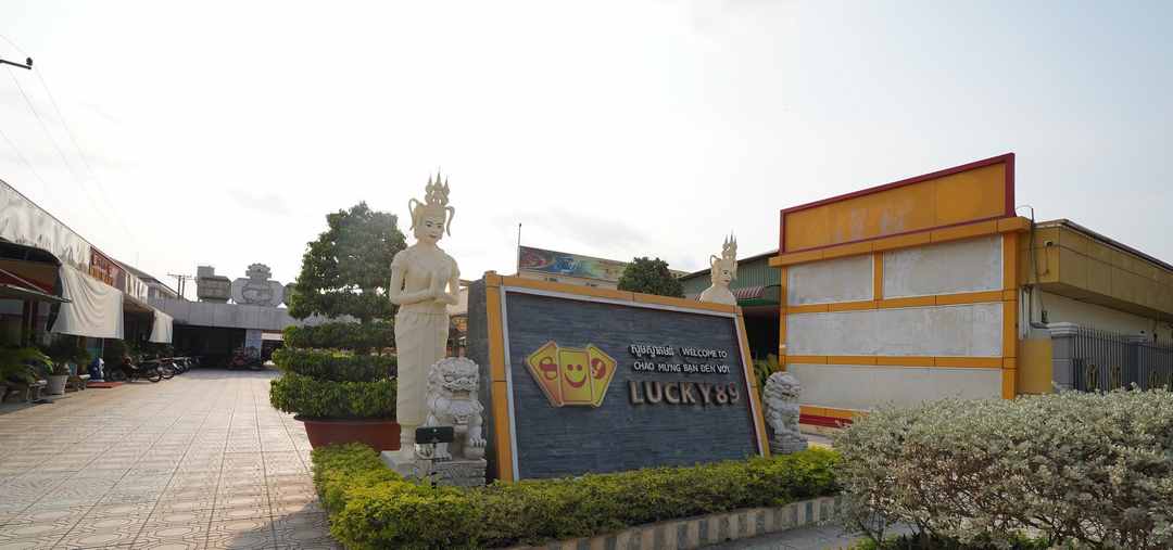 chủ sở hữu chính của lucky89 border casino là ông Jment Lim