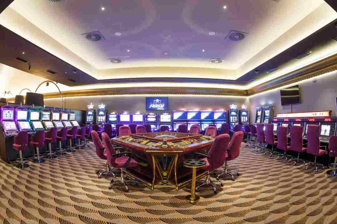 Nhiều chính sách thu hút khách hàng đến Roxy Casino